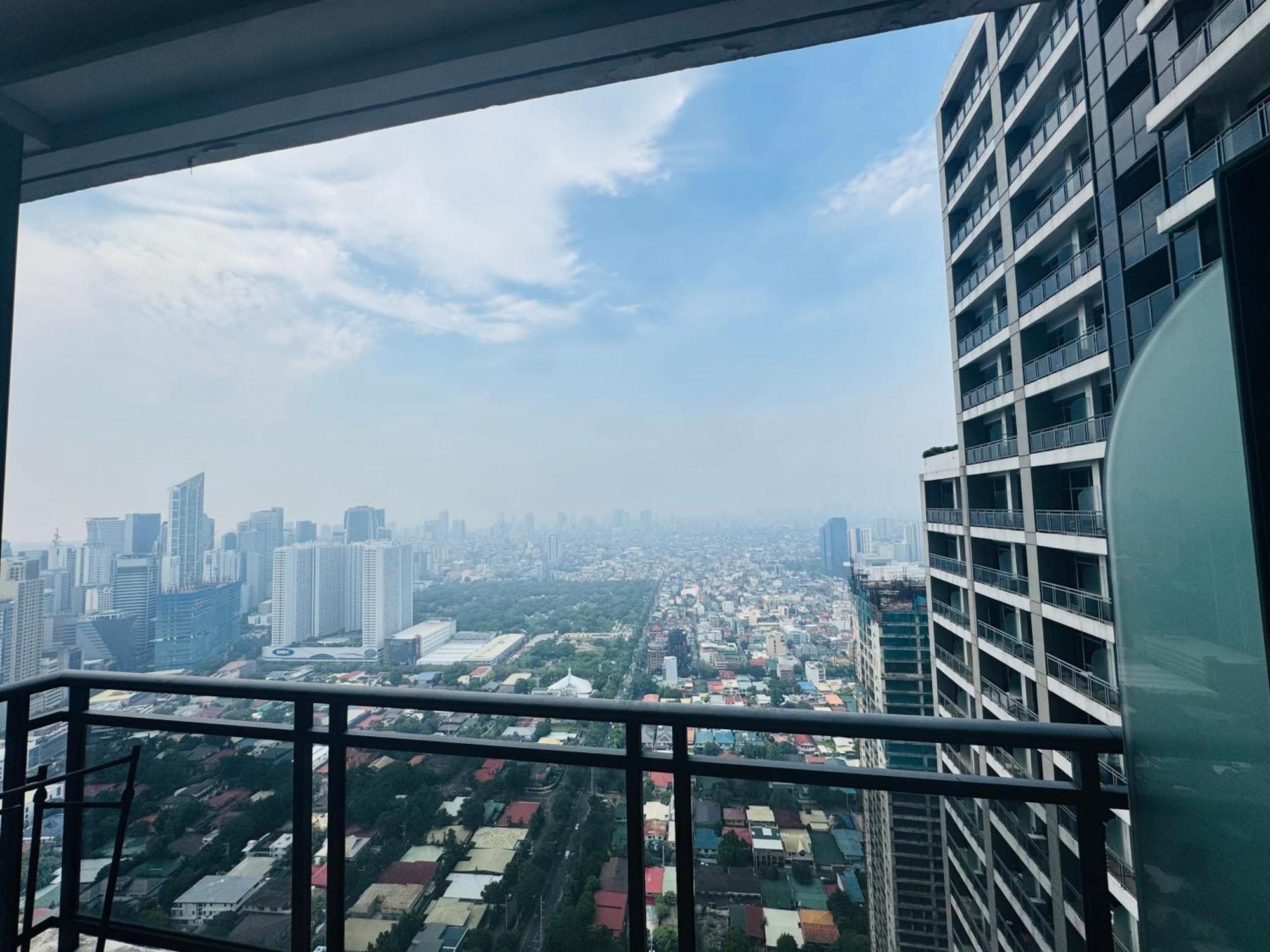 Gramercy Residences 1 Bed City View With Balcony San Pedro Makati Exterior foto